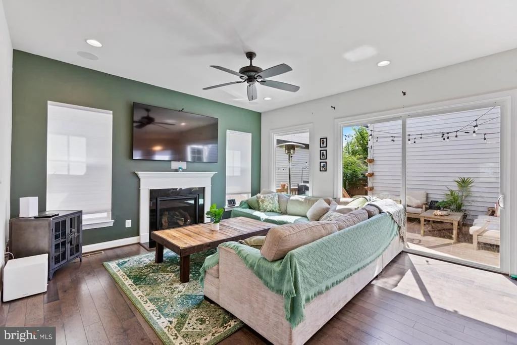 Photo of 22986 BUBBLING BROOK DRIVE
