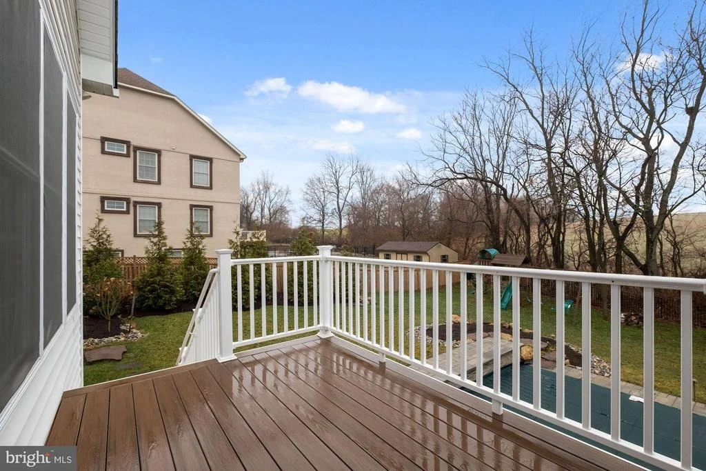 Photo of 13 HOFFMAN DR