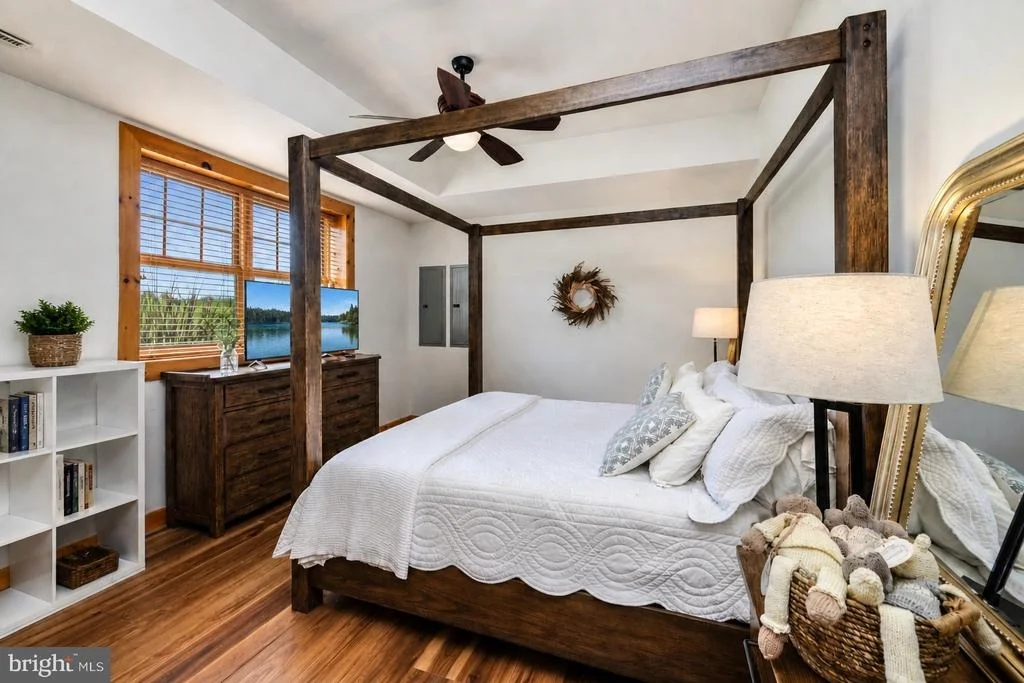 Photo of 282 LAKEFRONT LINKS DRIVE