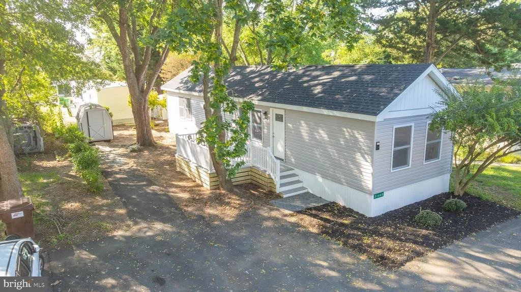 Photo of 31660 JANICE ROAD