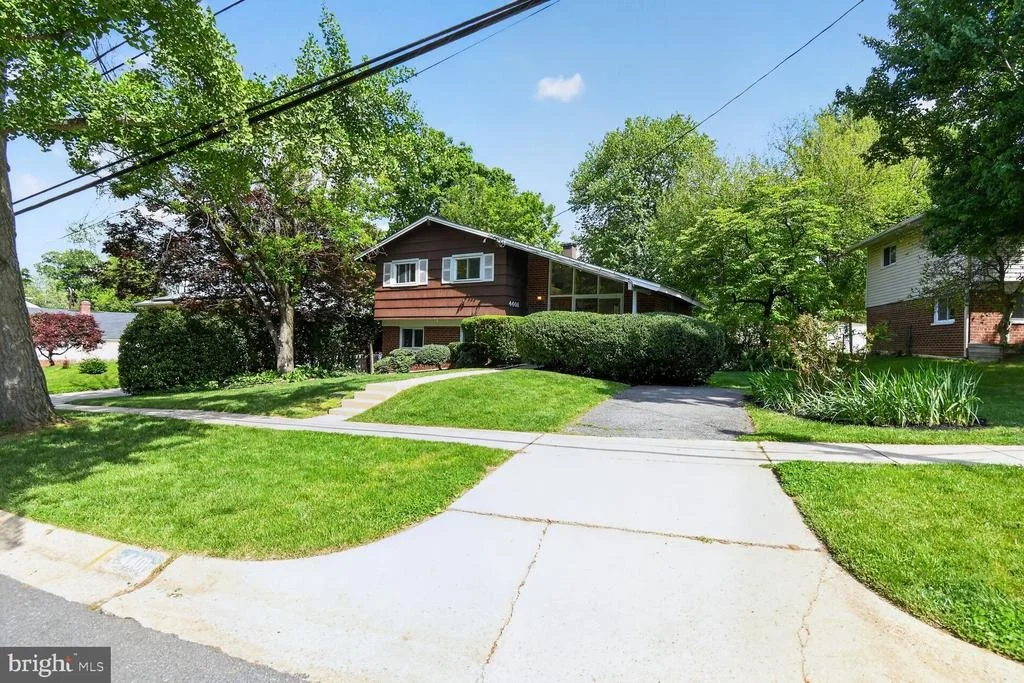 Photo of 4401 FERRARA DRIVE