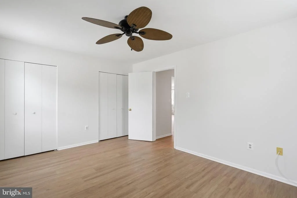 Photo of 5661 CRABAPPLE DRIVE
