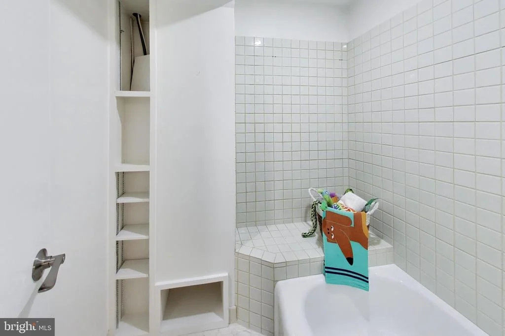 Photo of 4 ORCHARD WAY N