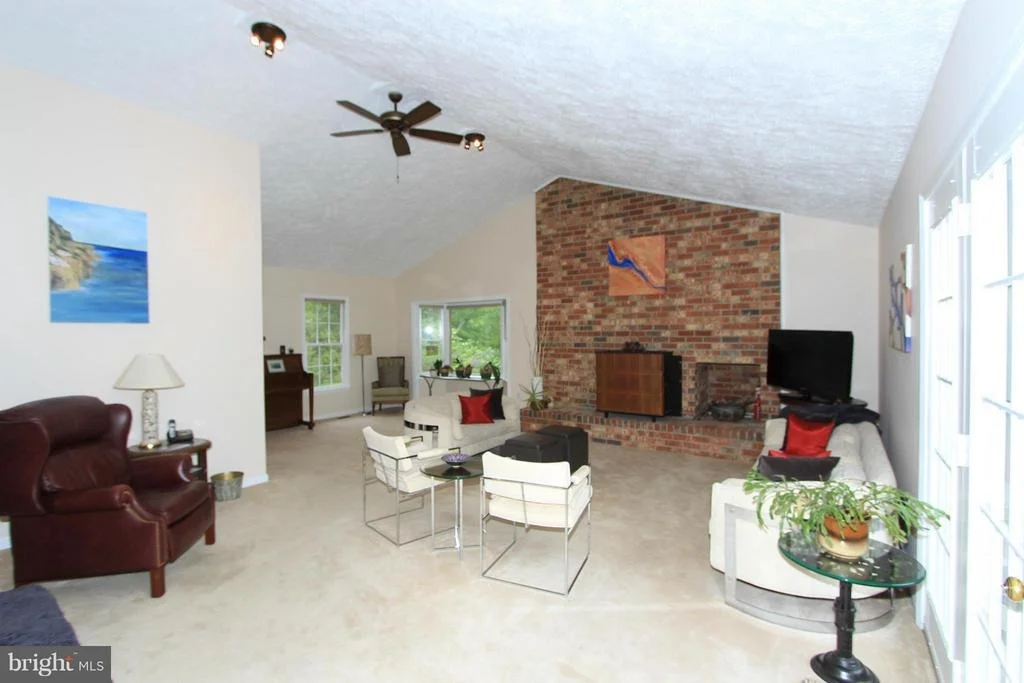 Photo of 11476 BRONZEDALE DRIVE