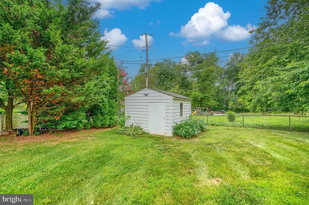 Photo of 323 MONTGOMERY DRIVE