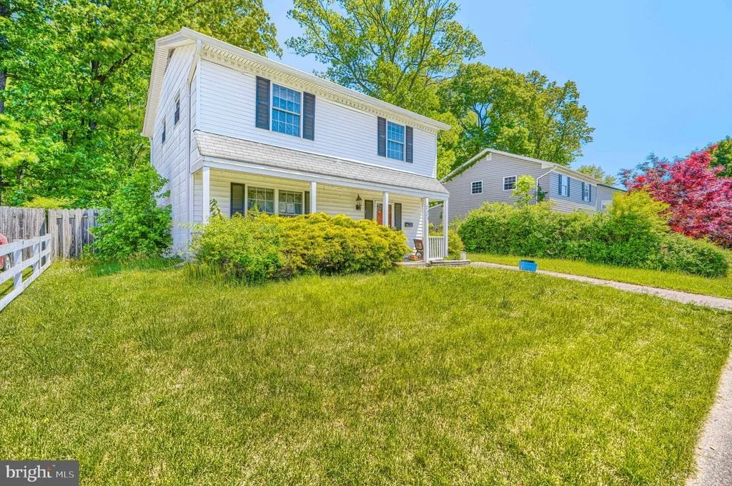 Photo of 2615 THORNBERRY DRIVE