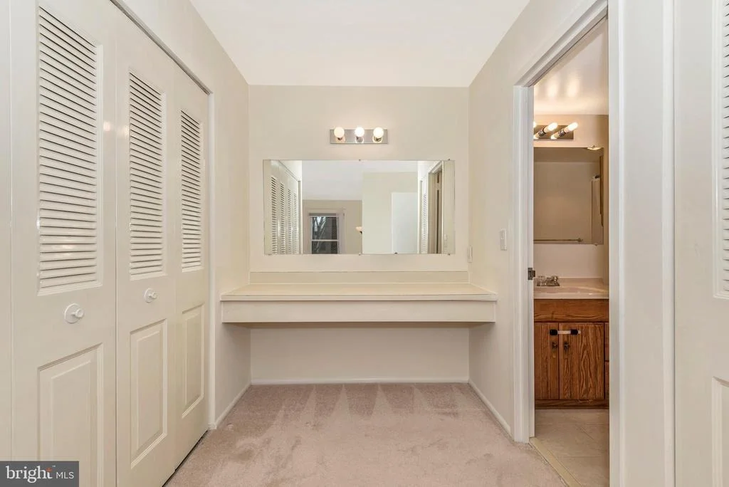 Photo of Unit 21 at 423 CHRISTOPHER AVENUE