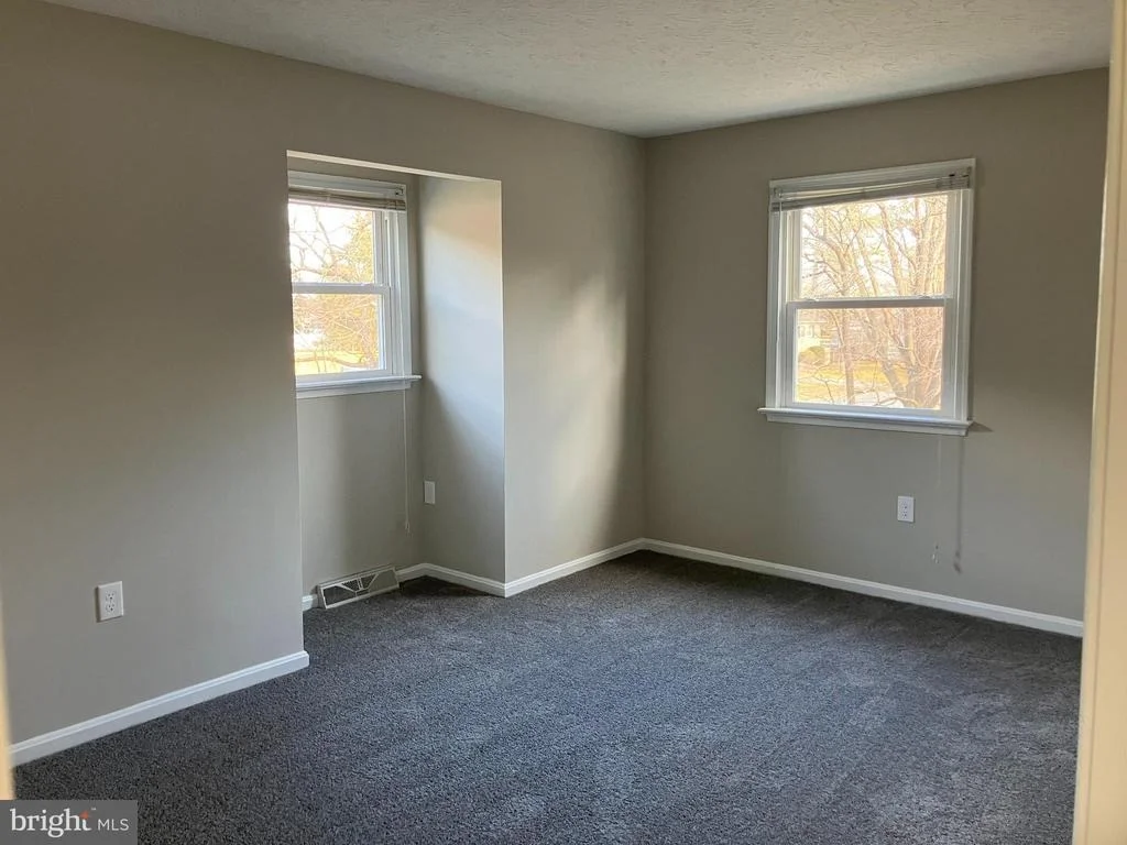 Photo of 114 BUCKINGHAM DRIVE