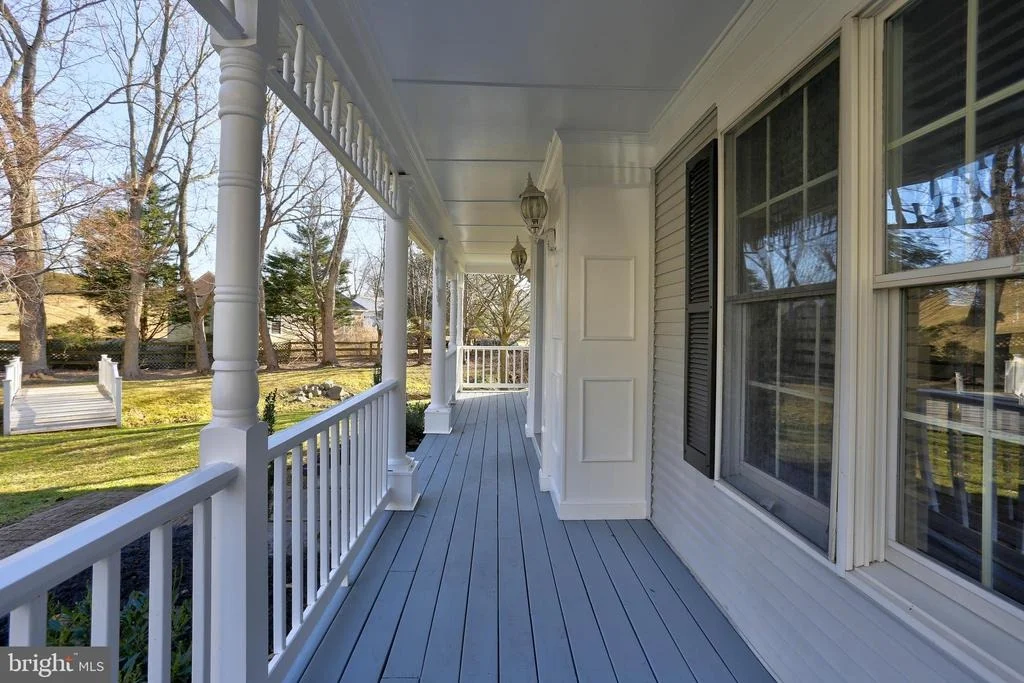 Photo of 8278 LEISHEAR ROAD