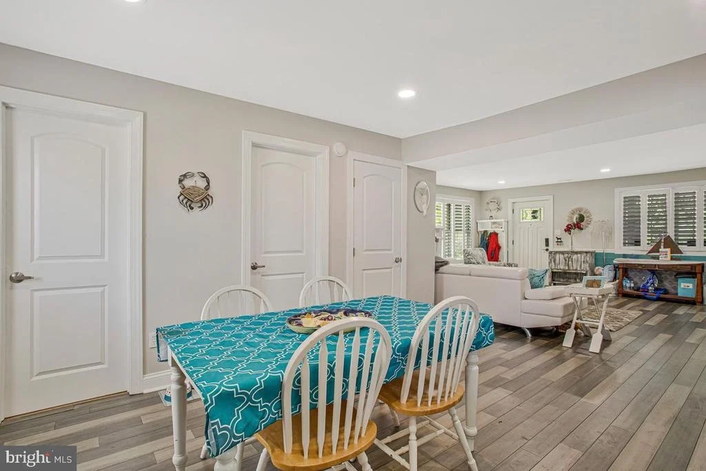 Photo of 4912 MARINERS DRIVE