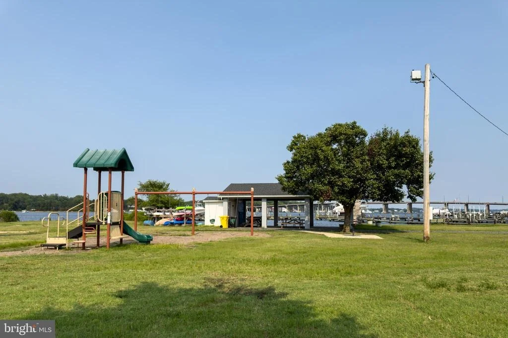 Photo of 208 EDGEWATER DRIVE