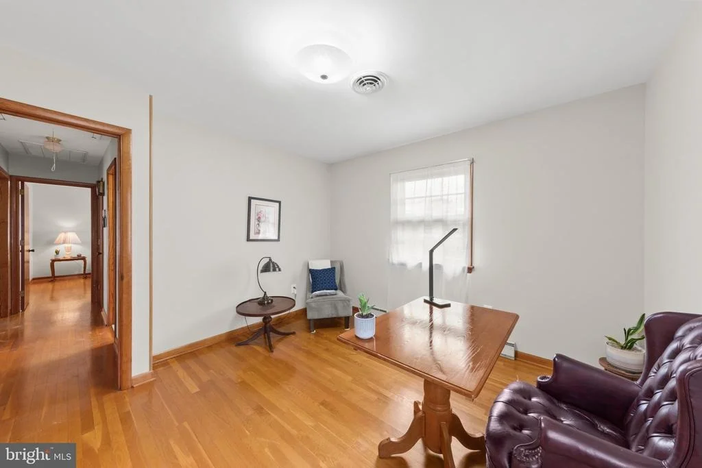 Photo of 325 CALVIN DRIVE
