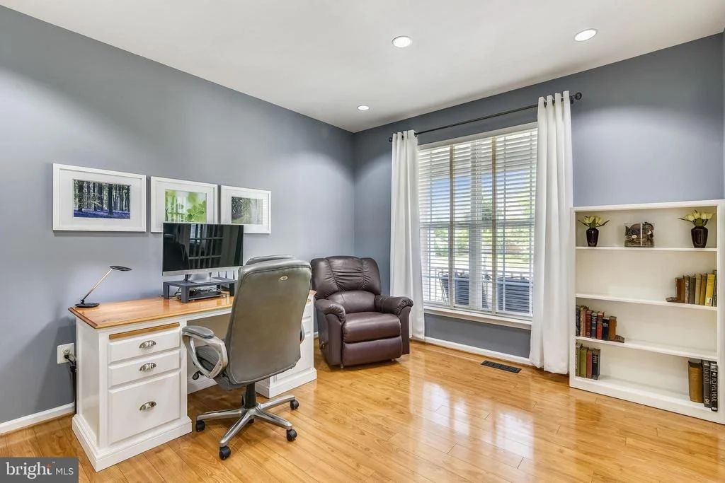 Photo of 25853 SPRING FARM CIRCLE