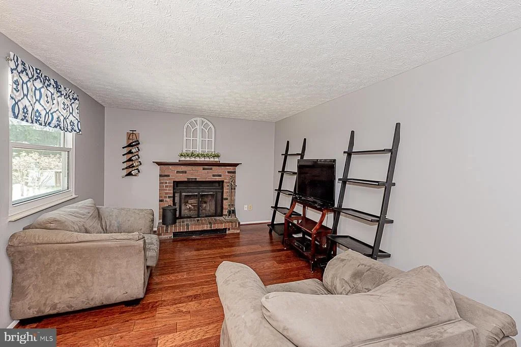 Photo of 7727 PINYON ROAD