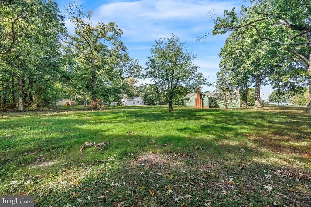 Photo of 4891 IDLEWILDE ROAD