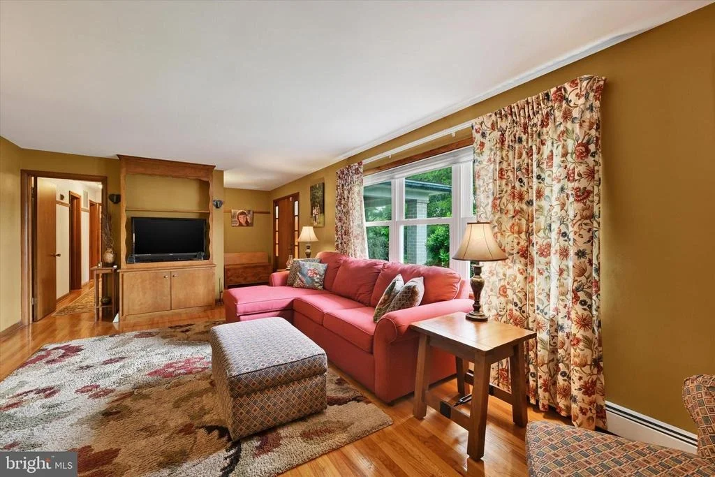Photo of 1609 FAIRMOUNT ROAD