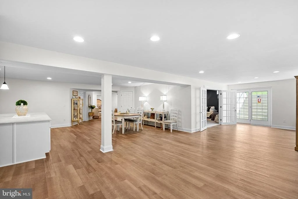 Photo of 15064 BARLOW DRIVE