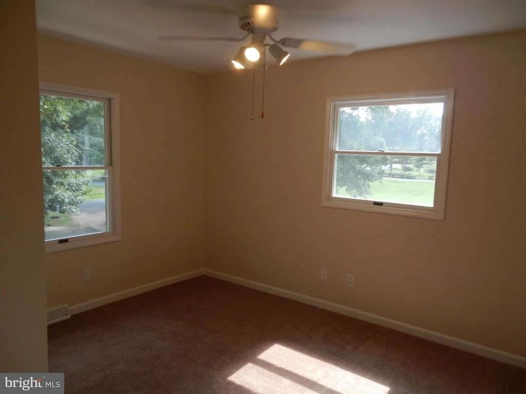 Photo of 45286 BAREFOOT DRIVE