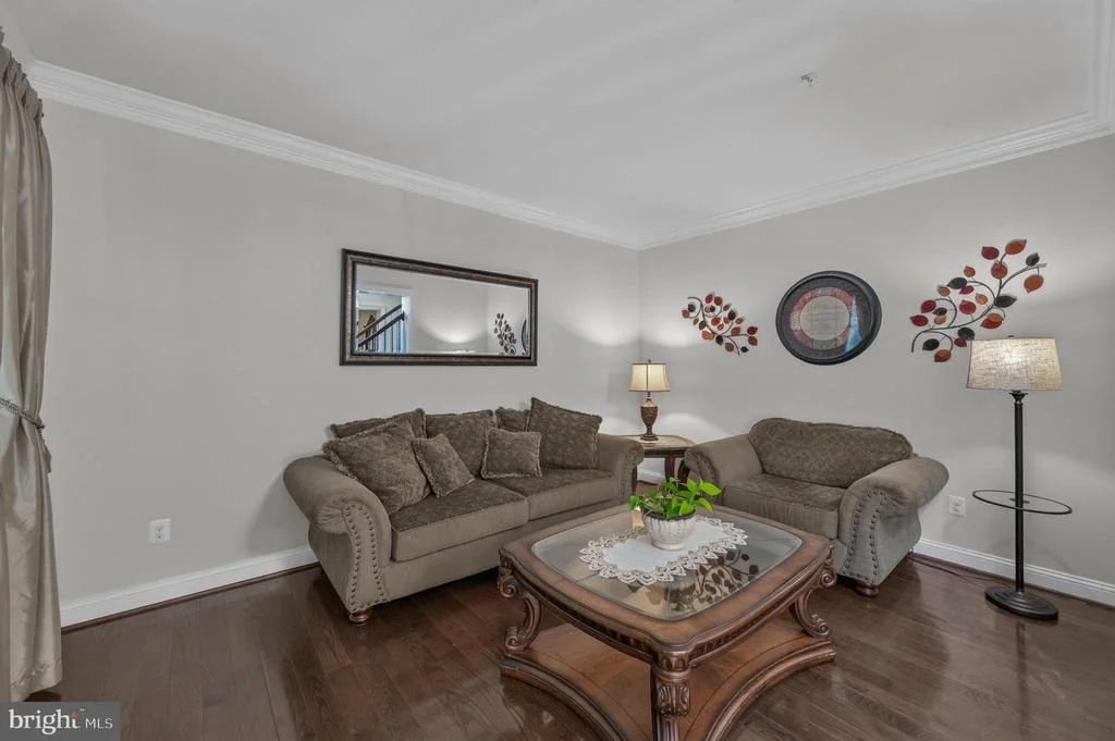Photo of 1315 VOLUNTEER DRIVE