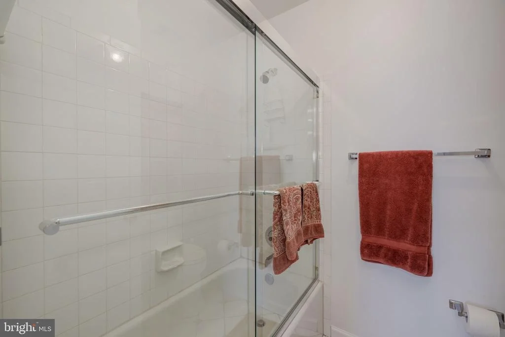 Photo of 6929 SPANKER DRIVE