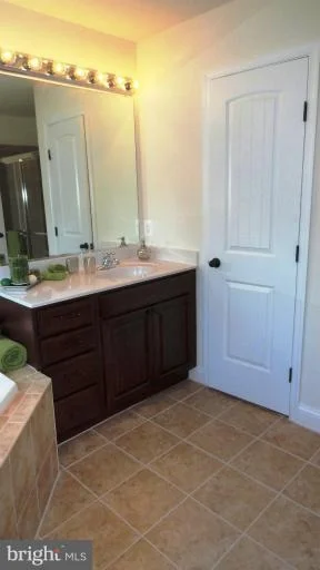 Photo of 9263 CARTERSVILLE ROAD
