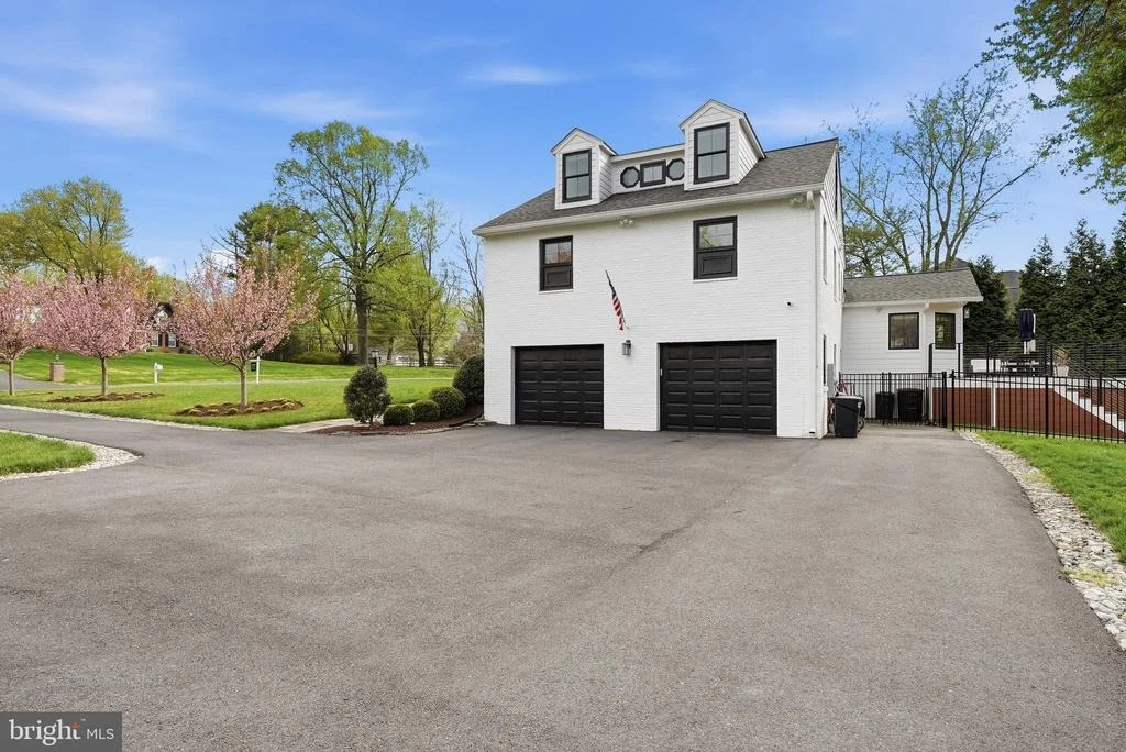 Photo of 10712 LOCKLAND ROAD