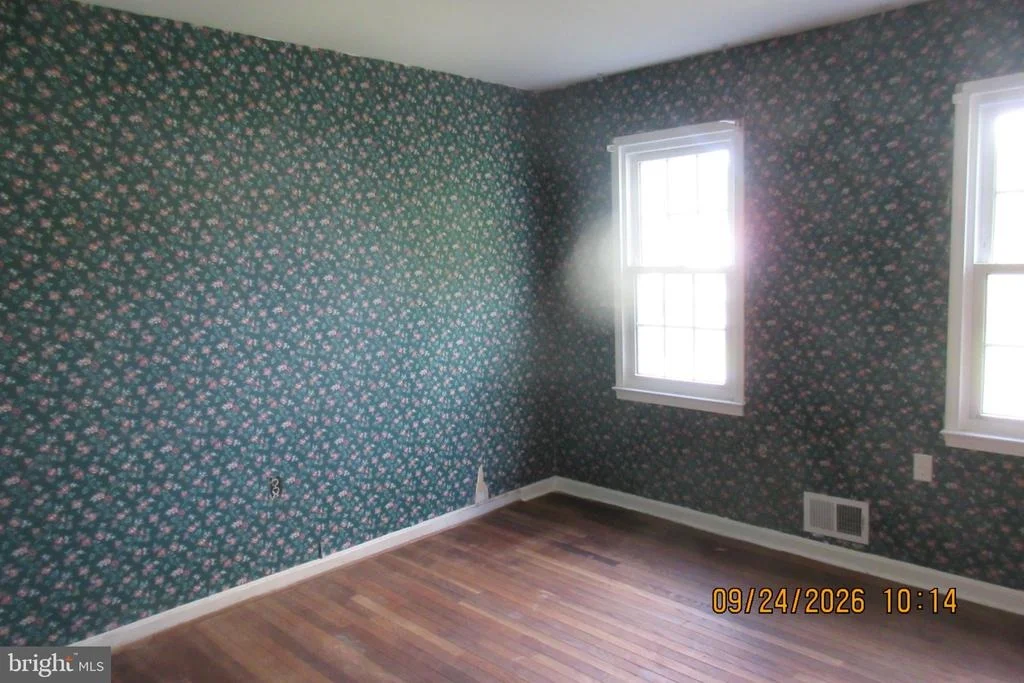 Photo of 15905 NARROWS TERRACE