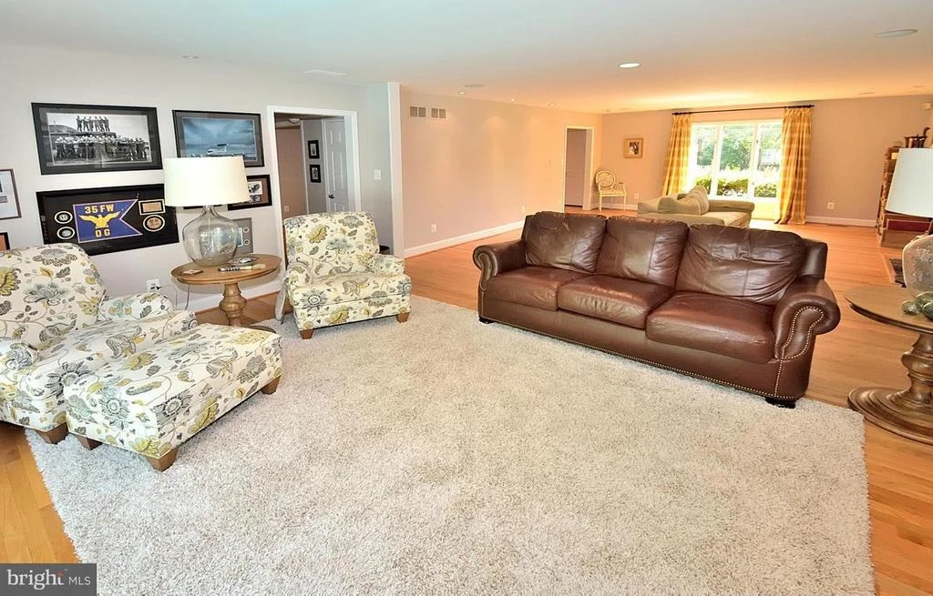 Photo of 6281 DUNAWAY COURT