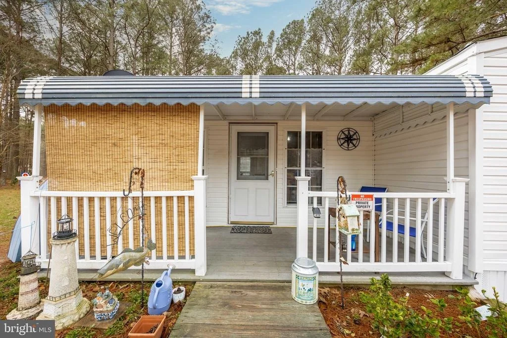 Photo of 22139 ROYAL OAK ROAD
