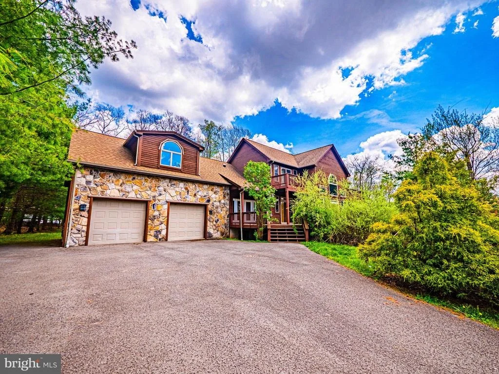 Photo of 71 JAKES DRIVE