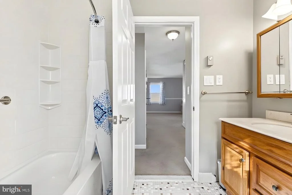 Photo of 79 KINGSTON WAY