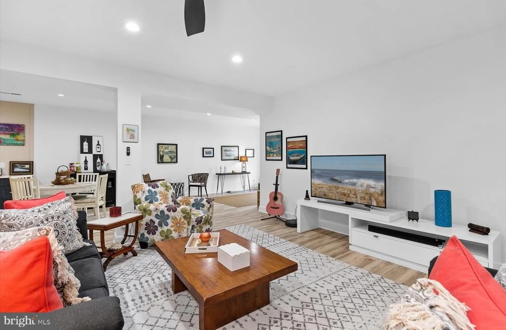 Photo of 41243 GLOUCESTER DRIVE