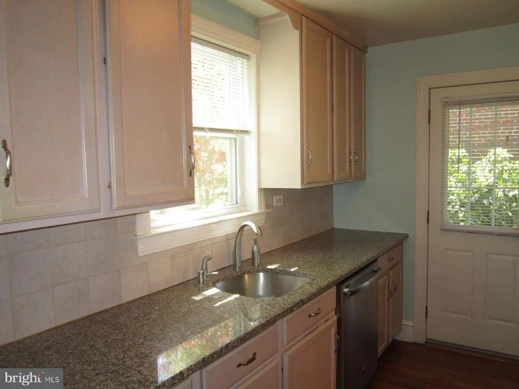 Photo of 9103 KINGSBURY DRIVE