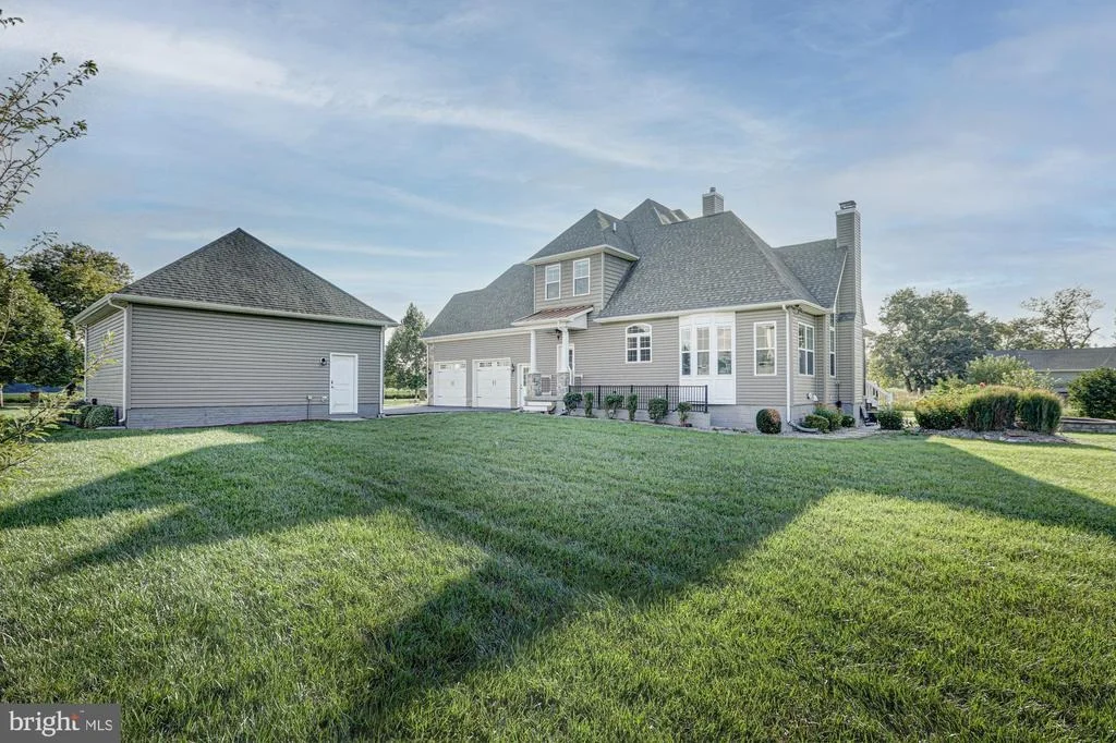 Photo of 1233 BUNKER HILL ROAD