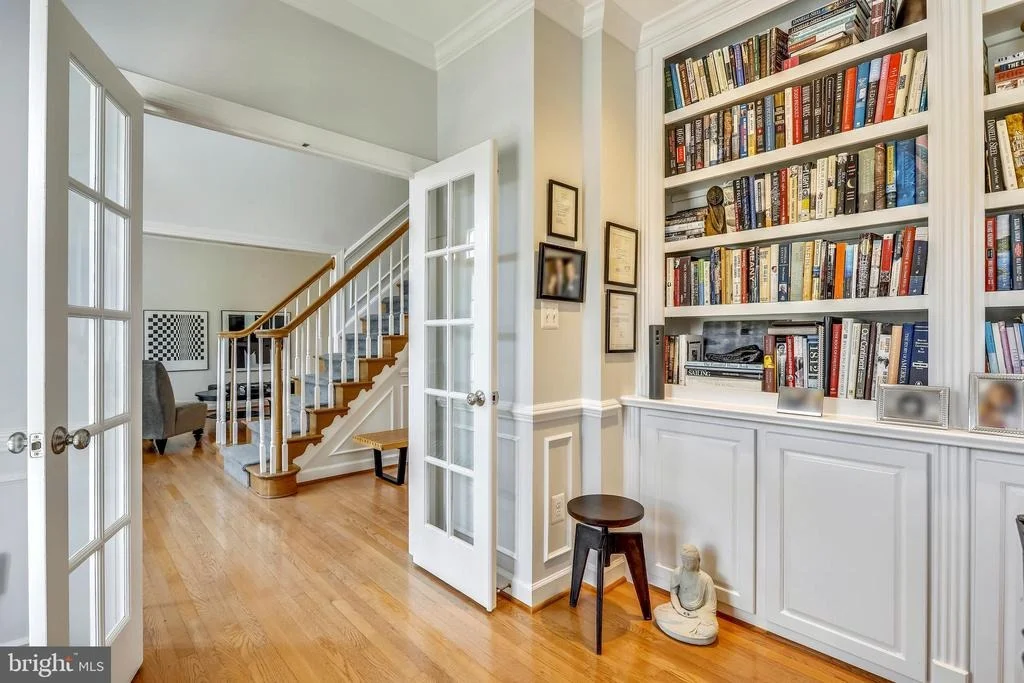 Photo of 17703 GLOBE THEATRE DRIVE