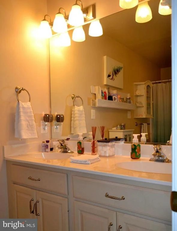 Photo of 4325 JAREDS WALK