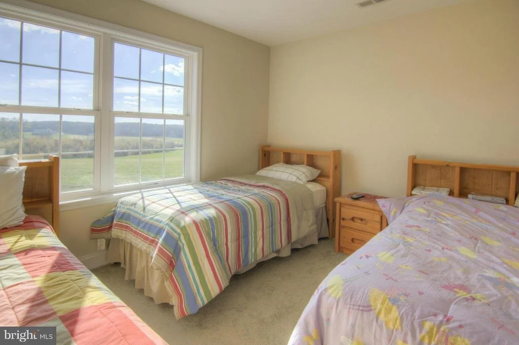 Photo of 20155 BENNETTS WAY