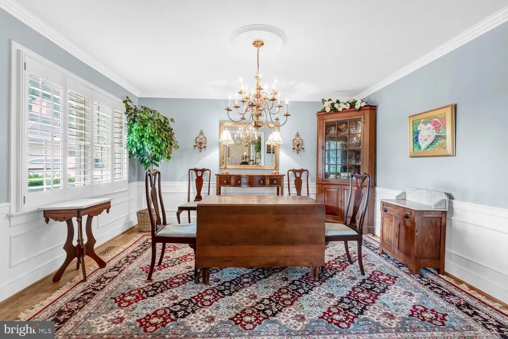 Photo of 9344 MOUNT VERNON CIRCLE