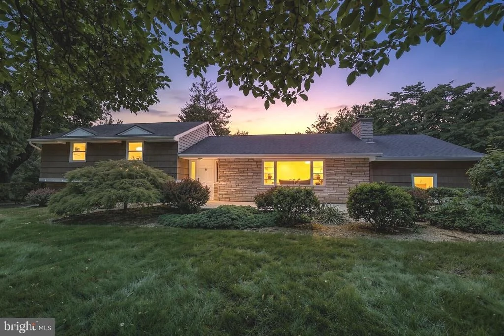 Photo of 87 HILLSIDE DRIVE