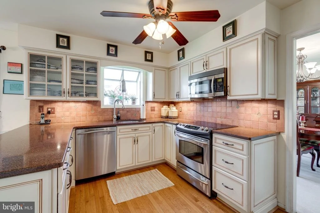 Photo of 7203 MING TREE COURT