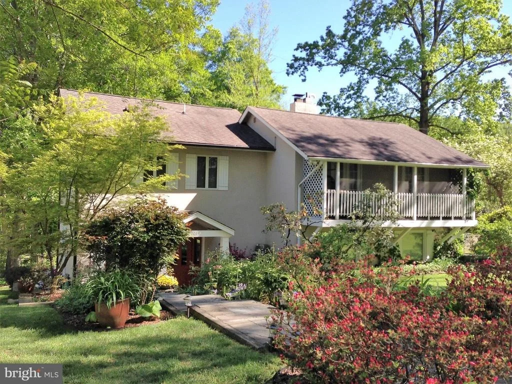 Photo of 2014 WALLACE AVENUE