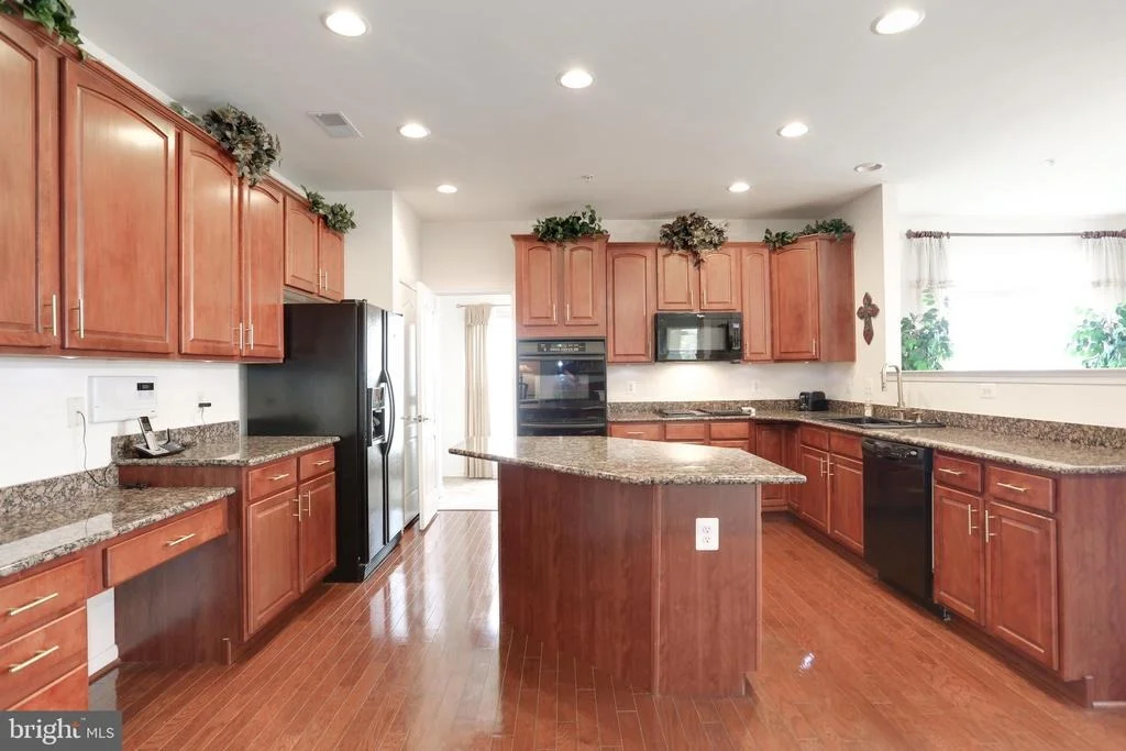Photo of 2420 NICOL CIRCLE