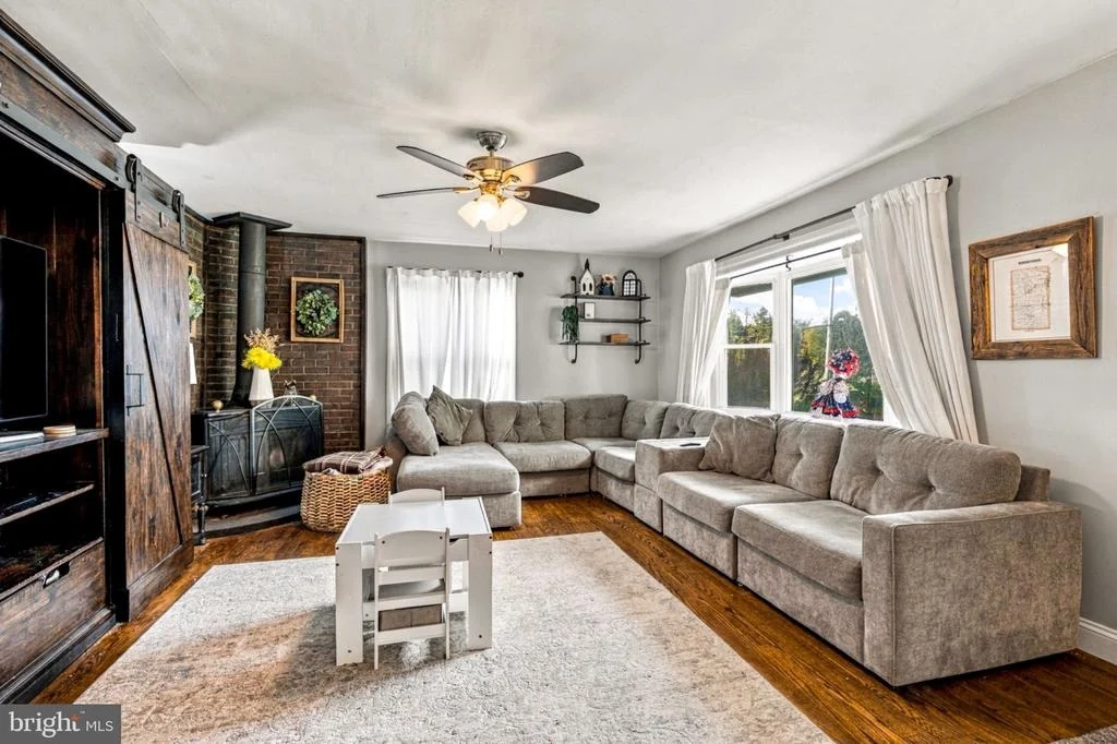 Photo of 1260 BEVERLY ROAD