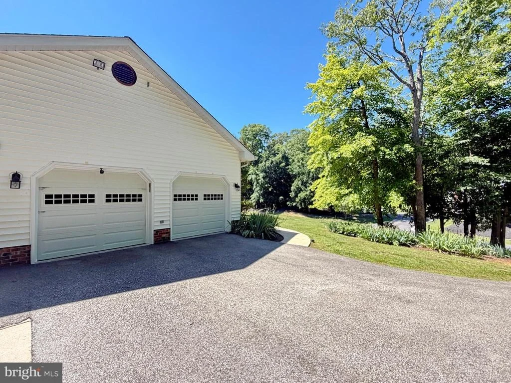 Photo of 6499 AURA DRIVE