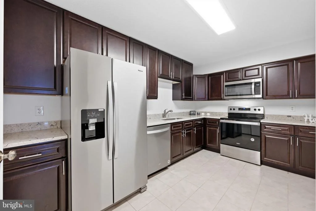Photo of Unit 4124 at 15100 INTERLACHEN DRIVE