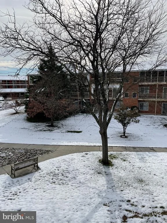 Photo of Unit 142A at 3510 FOREST EDGE DRIVE