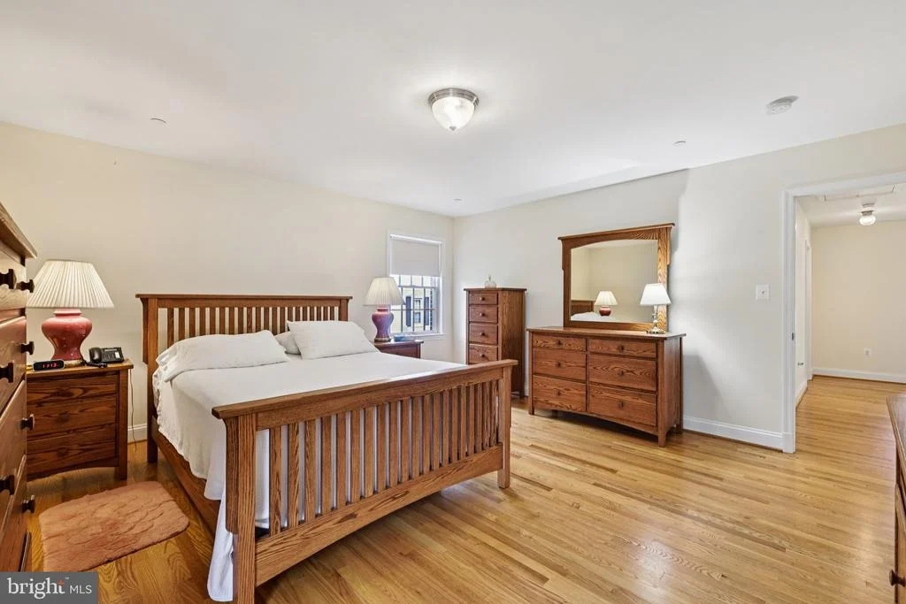 Photo of 337 SETH PLACE