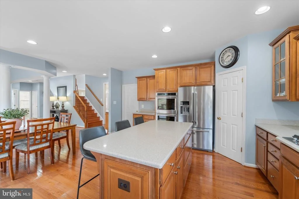 Photo of 6909 MILL VALLEY DRIVE