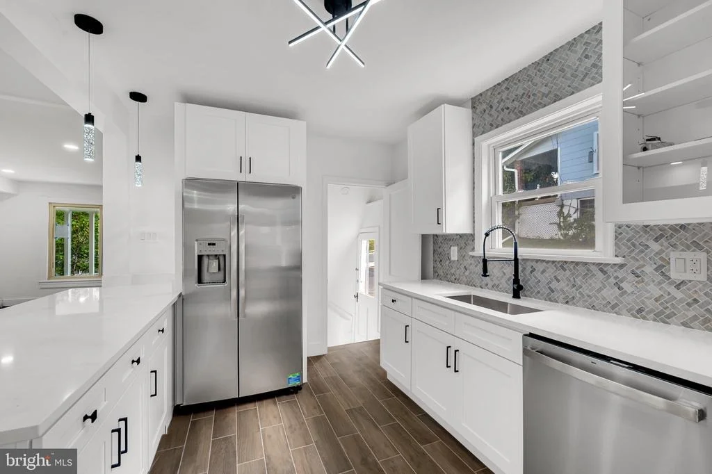 Photo of 710 SILVER SPRING AVENUE