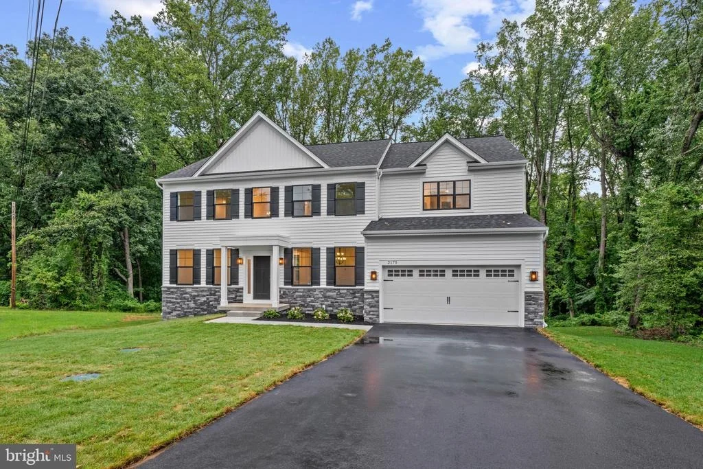 Photo of 2175 GLENCREST CIRCLE